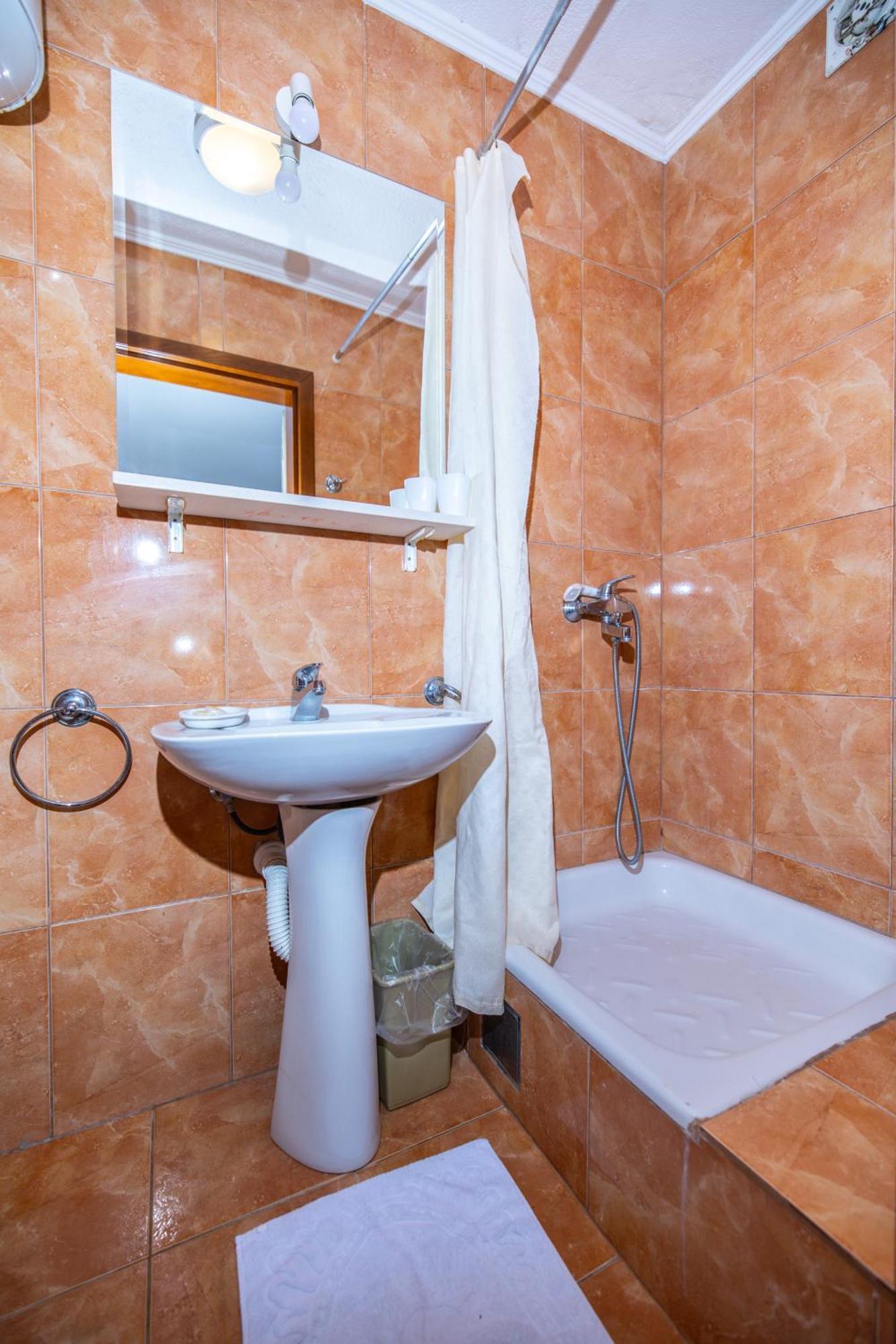 Apartments Irena Бечичи Экстерьер фото