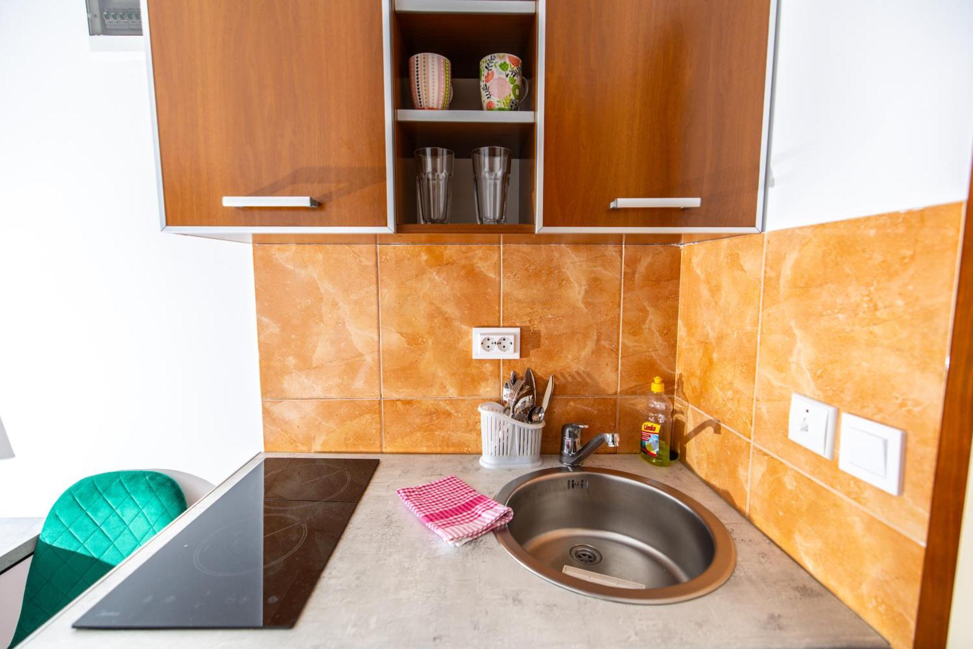 Apartments Irena Бечичи Экстерьер фото