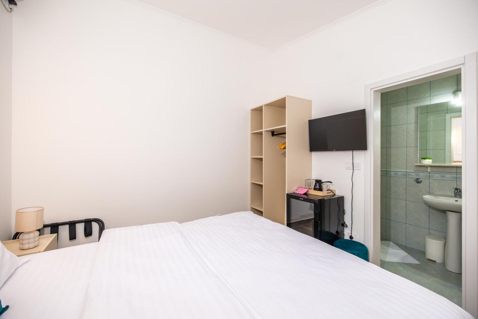 Apartments Irena Бечичи Экстерьер фото